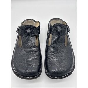 Algeria Black Embossed RoseWomen's Slip On Clogs Shoes Sz 41 Eu . 10.5 US